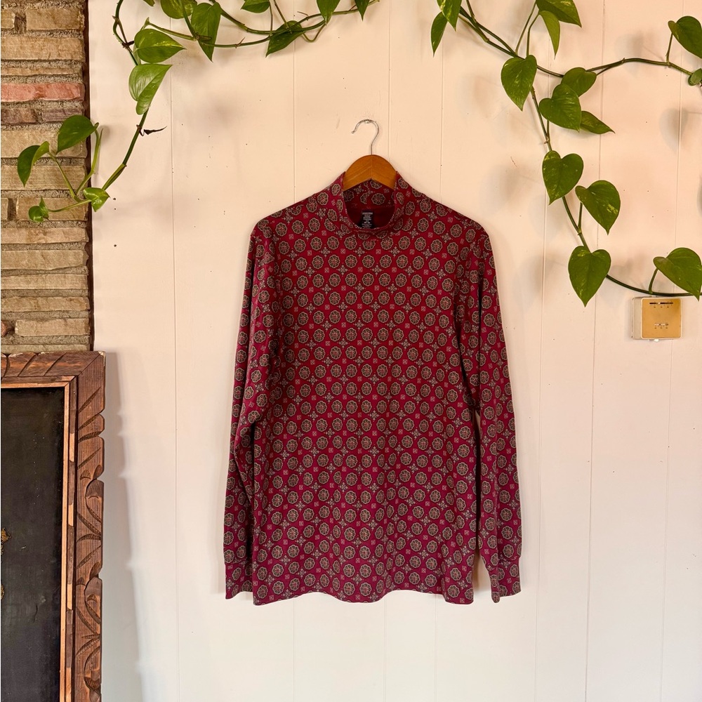 Vintage - Lands' End Men's Burgundy Patterned Turtleneck